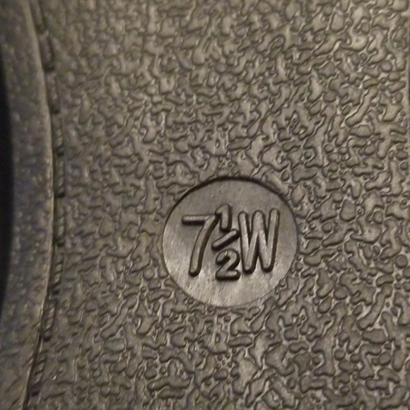 Universal Thread flats - Picture 7 of 8